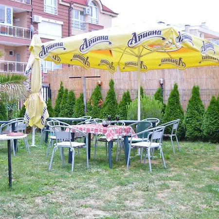 Paradise Lozenets